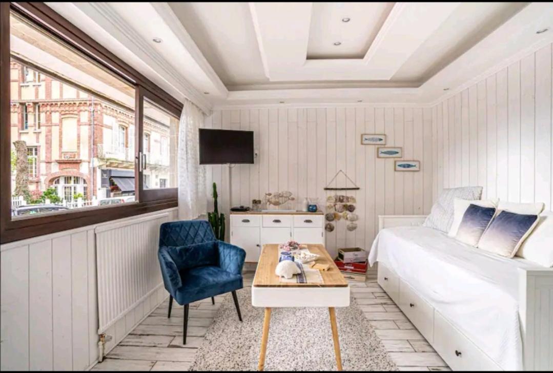 Deauville : Magnifique Studio En Face Du Casino ! Εξωτερικό φωτογραφία