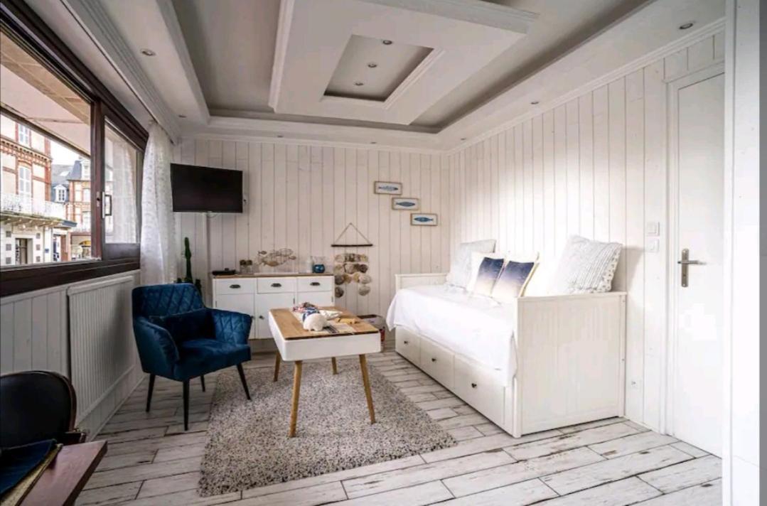 Deauville : Magnifique Studio En Face Du Casino ! Εξωτερικό φωτογραφία