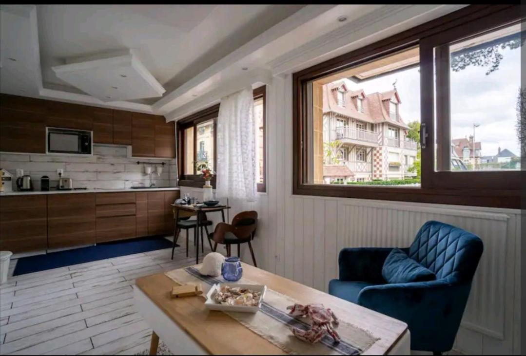 Deauville : Magnifique Studio En Face Du Casino ! Εξωτερικό φωτογραφία